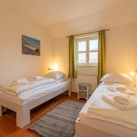 Rugana - Komfort Mit 2 Schlafzimmern Und Terrasse D03 *