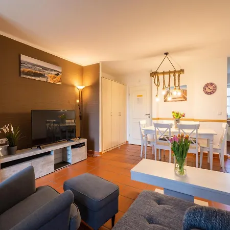 Rugana - Komfort Mit 2 Schlafzimmern Und Terrasse D03 Dranske